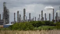 US natural gas output, demand to hit record high