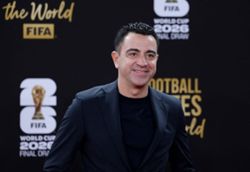 Soccer-Netherlands name Xavi as new coach