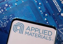 Applied Materials sees revenue above estimates, shares fall on high expectations
