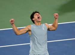 Tennis-Shelton wins back-to-back Canadian Opens with victory over Nakashima