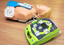 Treating the heart: Defibrillator vs pacemaker 