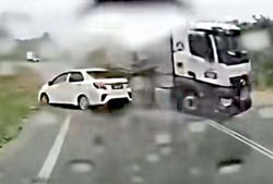 Two killed after fuel tanker crushes car, catches fire in Temerloh