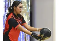 Adania aims to hit pocket in style in final stint