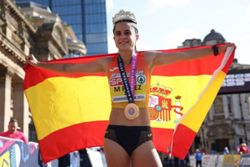Athletics-Spain's Perez sets women's half marathon race walk world record