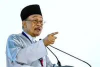 Anwar: No rift with Zahid