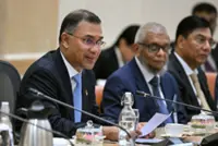 Bangladesh says PM will not visit India until Hasina extradited