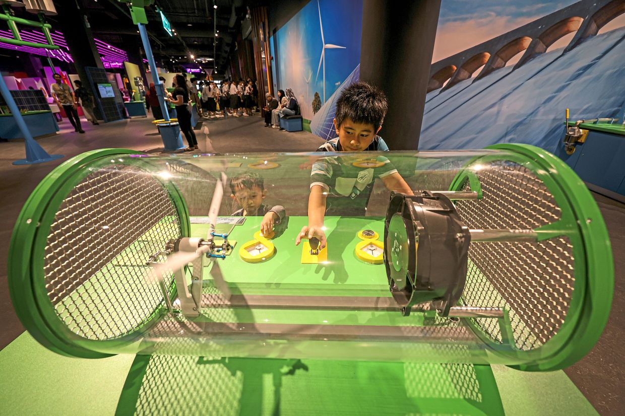 The centre provides an interactive learning experience for visitors through its hands-on exhibits.