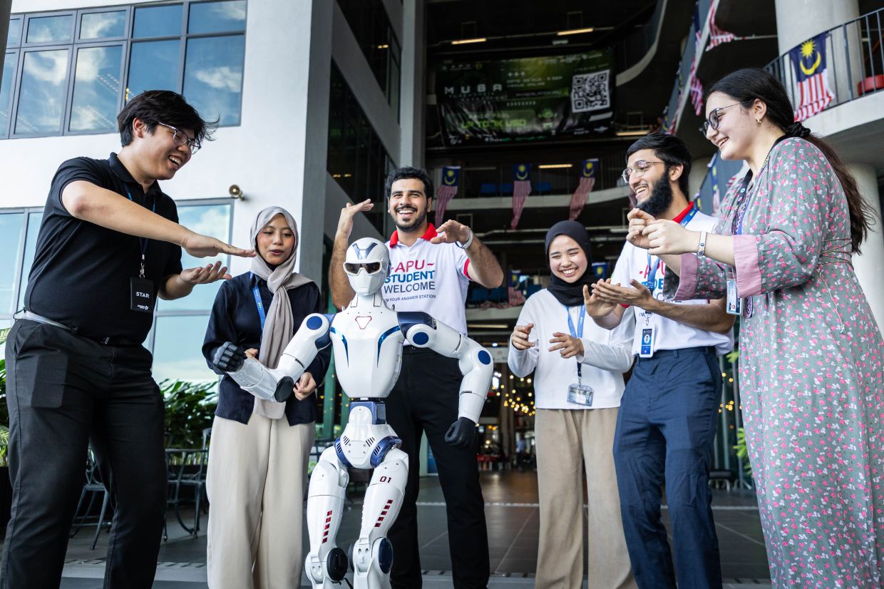APU offers flexible Foundation programme for future-ready degree pathways