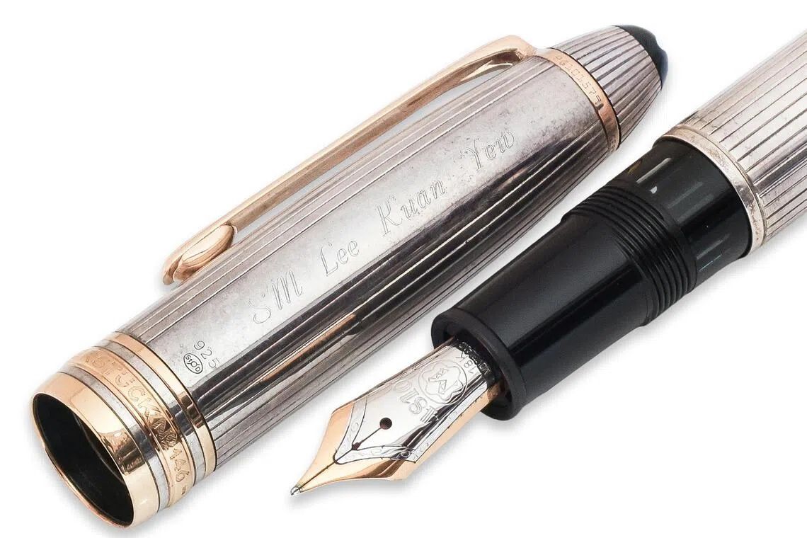 The silver Montblanc Meisterstuck No. 146 fountain pen with an 18K gold nib was originally auctioned by Sotheby’s in 2003. -- PHOTO: HOTLOTZ