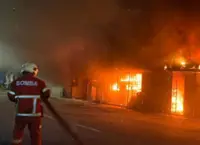 Five shoplots razed in pre-dawn blaze near Port Klang