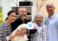 Dr M welcomes first great-grandchild