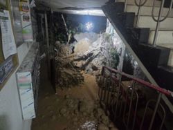 1 dead, 3 injured as torrential rain triggers landslides in South Korea