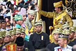 Sultan of Brunei strips his daughter-in-law’s royal titles over ‘lack of respect’