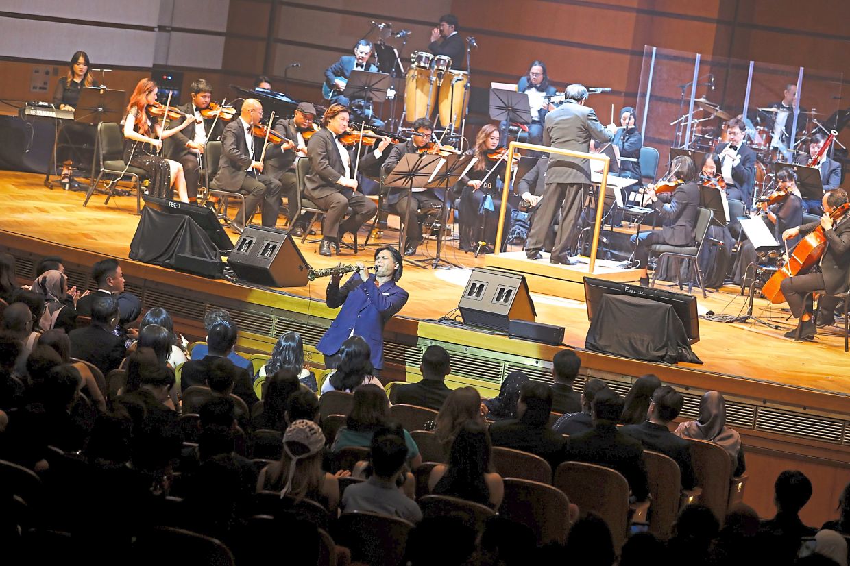 ‘A Night with Friends of Wolo’ featuring the RTM Orchestrain Kuala Lumpur.