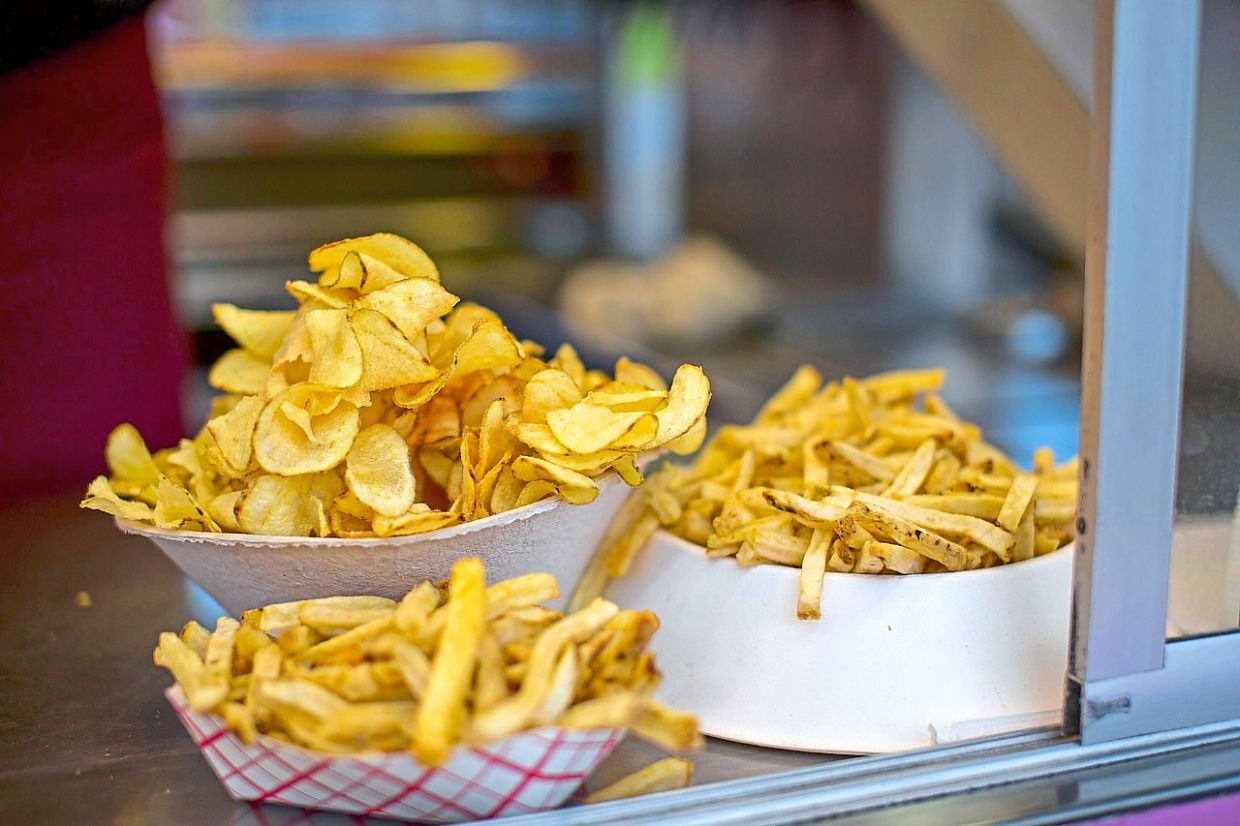 Avoid eating greasy food before you travel to minimise the effects of jet lag, but it’s OK to indulge in them once you are at your holiday destination.
