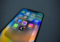 Mexico explores ways to regulate social media among children