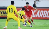 Vietnam coach Kim says his players cannot relax despite a healthy lead as they go up against Malaysia in the second-leg semis