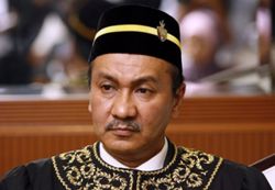 Awaludin returns for second term as Negri state assembly Speaker