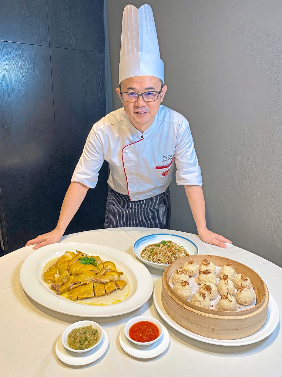 Yam with a trio combination honouring chicken rice as one of Malaysia’s top culinary treasures.