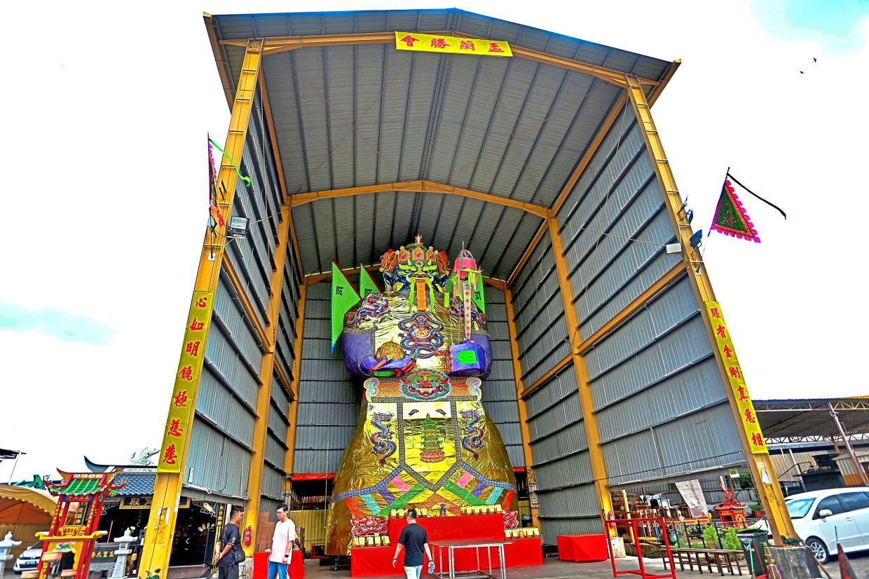 The Tai Su Yeah effigy at Tow Boo Keong Temple in Mergong, Alor Setar is billed as the tallest in South-East Asia. — Handout