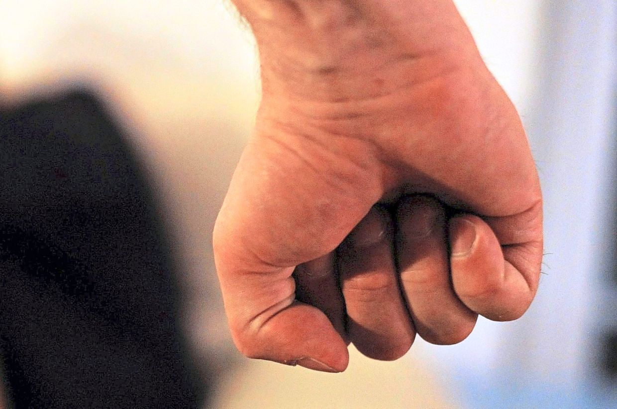 Experts say there is no single reason why victims of domestic violence do not report abuse; it's a combination of fear, manipulation, concern for children or financial barriers. Photo: dpa