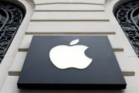 Apple changes fees for alternative app stores in EU
