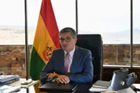 Bolivia lawmakers likely force economy minister's removal in setback for President Paz
