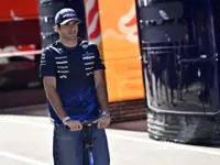 Motor racing-Sainz commits future to Williams with new multi-year deal