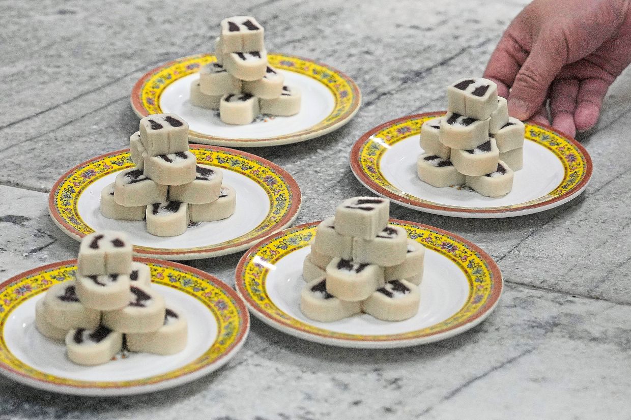 The imperial dishes are made the traditional way, without using modern gadgets and tools.