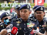 Safe driving still crucial for vehicles using flashing lights, say cops
