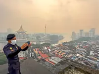 Haze shuts schools in S’wak again