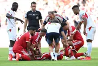 Soccer-Musiala's on-field collapses were the result of treatment change, says Bayern coach Kompany