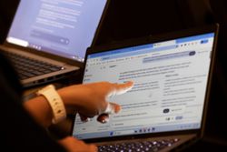 Schools are starting to teach AI literacy. For many, that means helping kids see chatbots' flaws