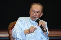 Anwar writes to Prabowo over Felda investment issue in Indonesia