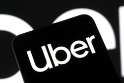 Exclusive-Dutch regulator fines Uber $966 million for automating driver suspensions, document shows