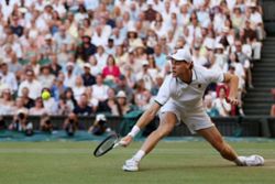 Tennis-Sinner withdraws from US open due to knee injury