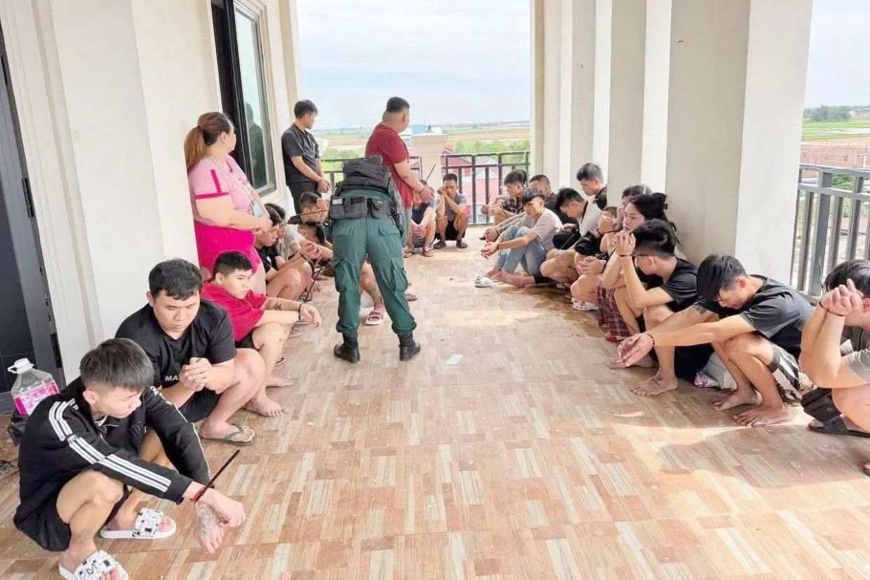 110 individuals, the vast majority of them Vietnamese, were detained in the raid. - Photo: National Police