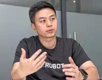 Mr. Robot comes to town