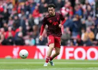 Soccer-Inter Milan bring in midfielder Jones from Liverpool