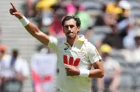 Cricket-Lethal left-armers star as Australia take 101-run lead against Bangladesh in second test