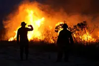 Indonesia deploys hundreds of soldiers to tackle Borneo fires