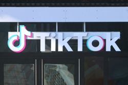 TikTok agrees to $400 million US children's privacy settlement