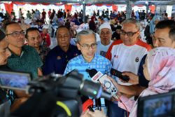 PAS more interested in foreign policy than Tabung Haji issue, says Fahmi