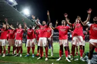 Soccer-Wins for Lens and Lyon on opening Ligue 1 weekend
