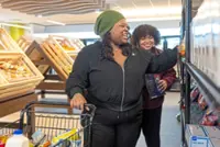 US college market offers students free fresh food in area with limited options