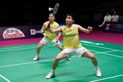 Aaron-Wooi Yik shock high-riding Koreans for second shot at world title