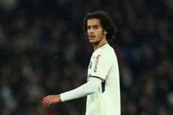 Soccer-Man City set to sign Morocco midfielder Bouaddi from Lille