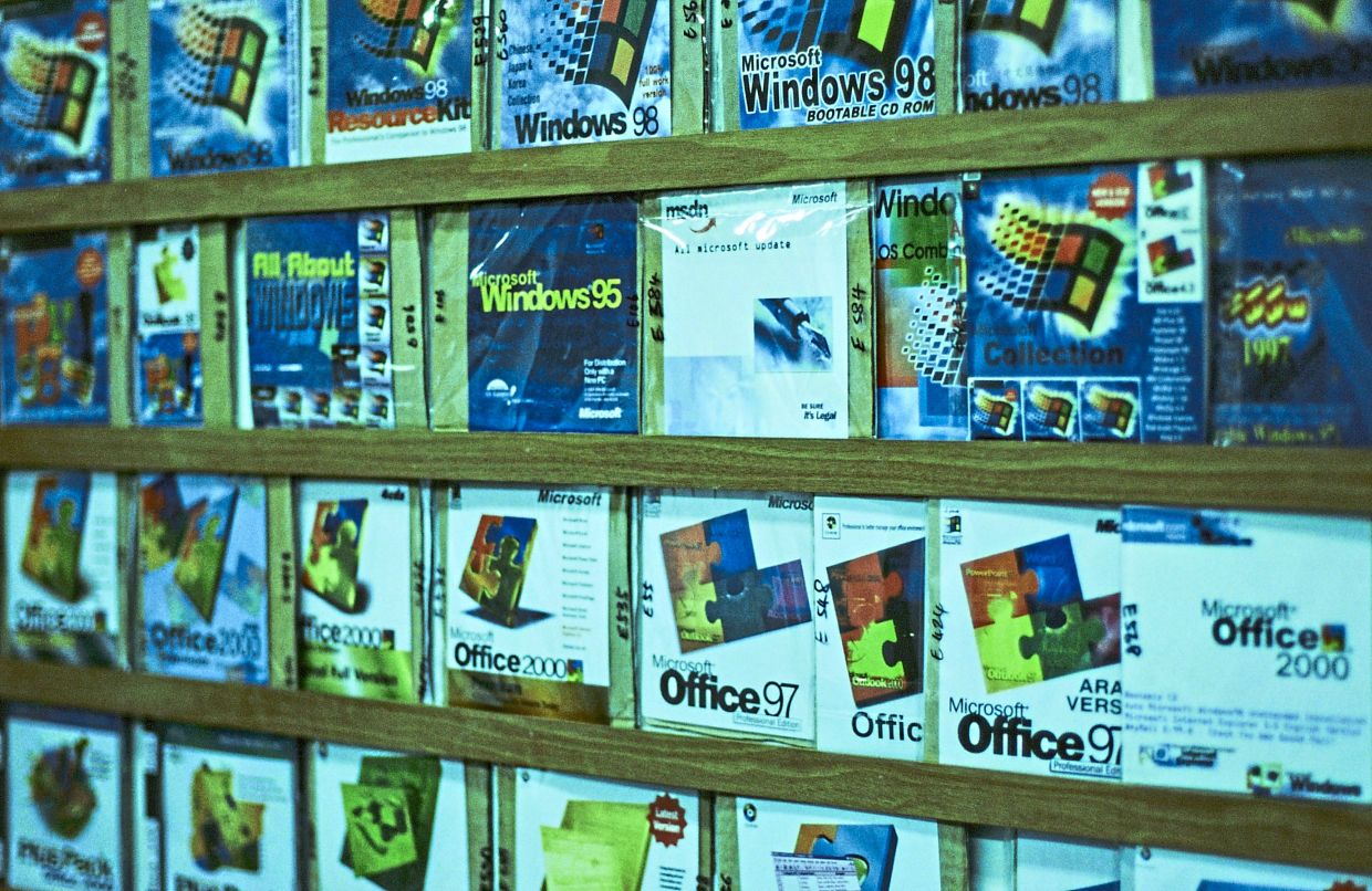 In Malaysia, the company distributed interactive demos featuring footage of Windows 95, giving users a preview of its new features before the operating system’s launch. — Unsplash