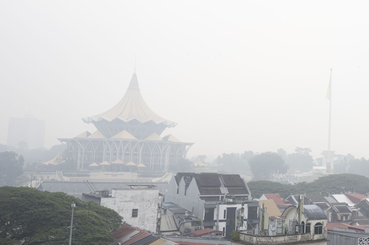 Haze: Number of areas with unhealthy air quality surges to 21
