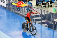 SPM candidate Hareez stuns national riders to claim scratch gold